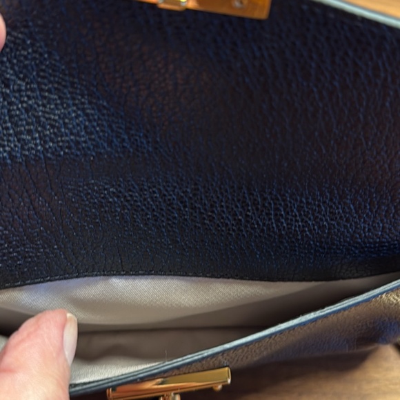 Tumi clutch crossbody - Picture 7 of 9